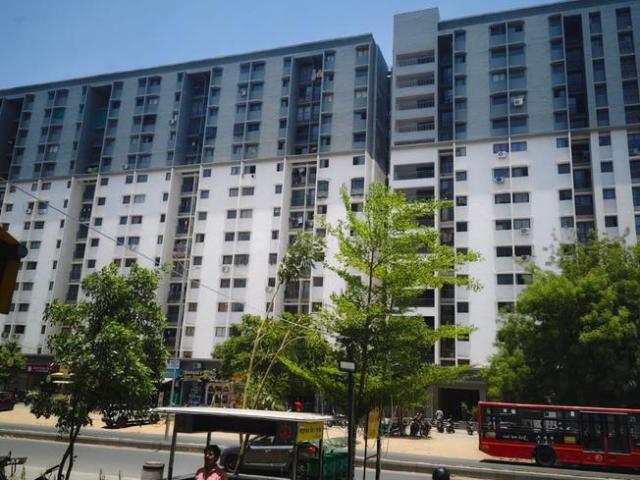 2 BHK Apartment in Jagatpur for rent Ahmedabad. The reference number is 20307298
