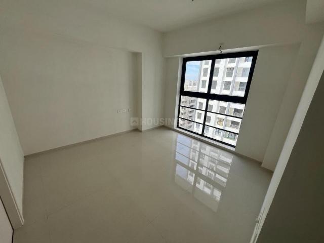 2 BHK Apartment in Jagatpur for rent Ahmedabad. The reference number is 20406783