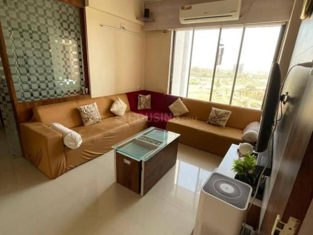 2 BHK Apartment in Jagatpur for rent Ahmedabad. The reference number is 20447605