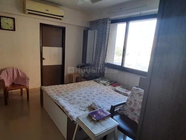 2 BHK Apartment in Jagatpur for rent Ahmedabad. The reference number is 20567901