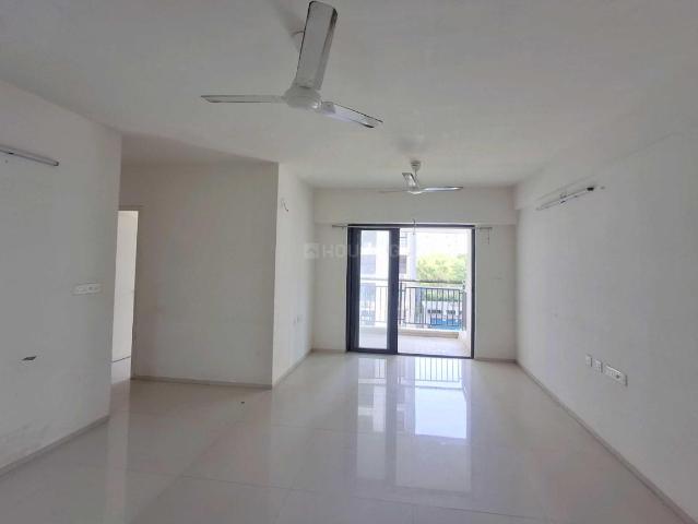 2 BHK Apartment in Jagatpur for rent Ahmedabad. The reference number is 20589772
