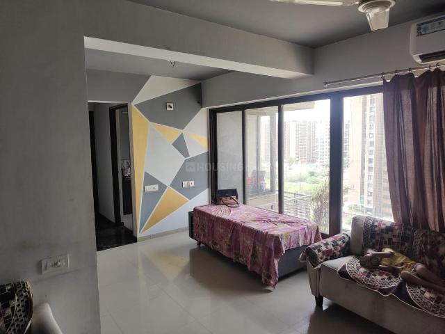 2 BHK Apartment in Jagatpur for rent Ahmedabad. The reference number is 20598702