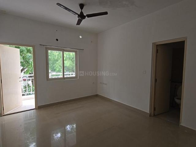 2 BHK Apartment in Jagatpur for rent Ahmedabad. The reference number is 20661353