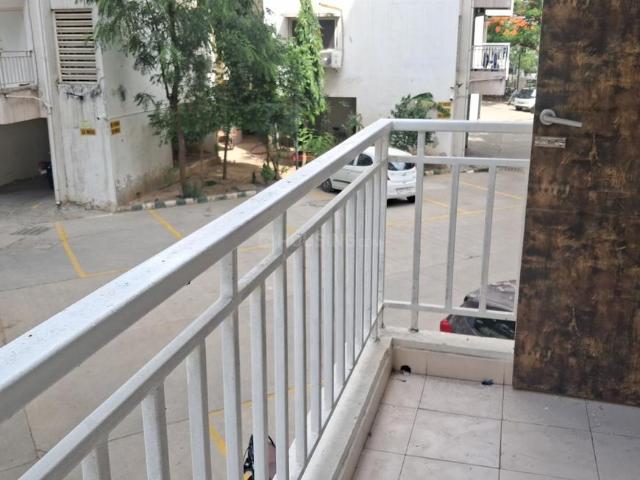 2 BHK Apartment in Jagatpur for rent Ahmedabad. The reference number is 20703273