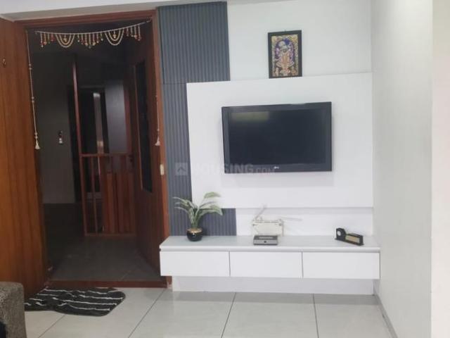 2 BHK Apartment in Jagatpur for rent Ahmedabad. The reference number is 20779730