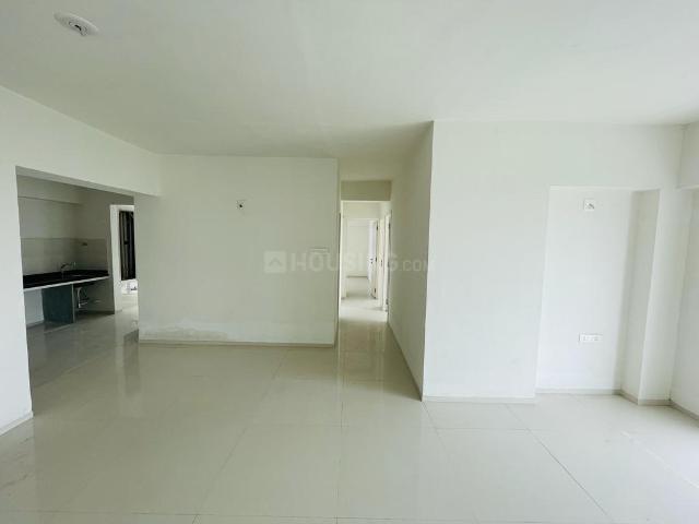 2 BHK Apartment in Chandkheda for resale Ahmedabad. The reference number is 16557370