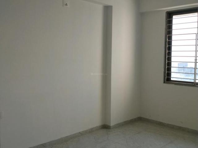2 BHK Apartment in Jagatpur for resale Ahmedabad. The reference number is 19584256