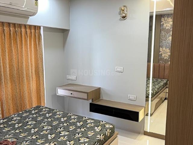 2 BHK Apartment in Jagatpur for resale Ahmedabad. The reference number is 19596046