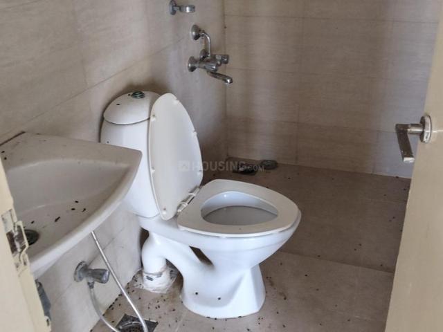 2 BHK Apartment in Jagatpur for resale Ahmedabad. The reference number is 20589998