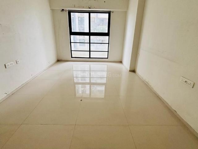 2 BHK Apartment in Jagatpur for resale Ahmedabad. The reference number is 20002977
