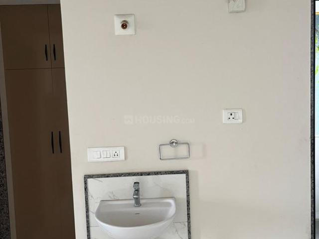 2 BHK Apartment in Jahangir Pura for rent Surat. The reference number is 18057499