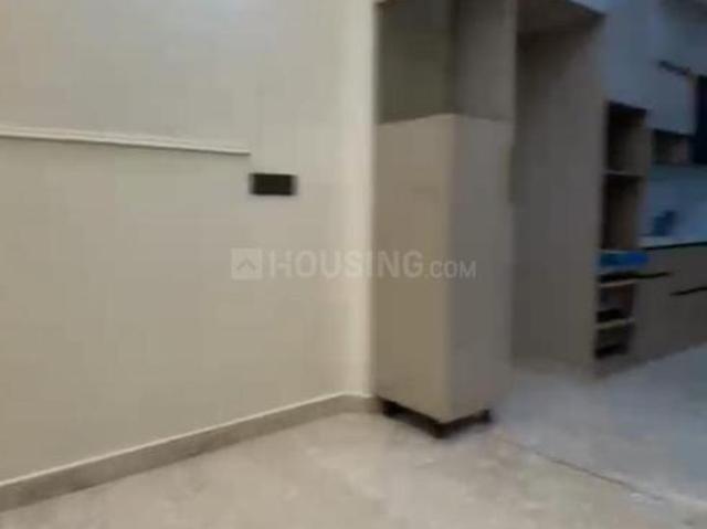 2 BHK Apartment in Janakpuri for rent New Delhi. The reference number is 20145200