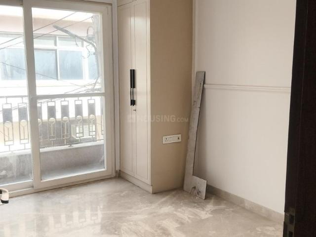 2 BHK Apartment in Janakpuri for rent New Delhi. The reference number is 20249402