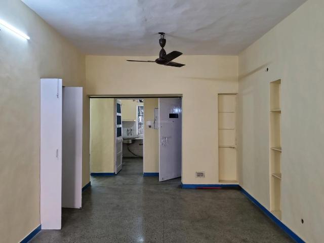 2 BHK Apartment in Janakpuri for rent New Delhi. The reference number is 20605242
