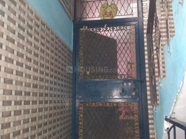 2 BHK Apartment in Janakpuri for resale West Delhi. The reference number is 4130568