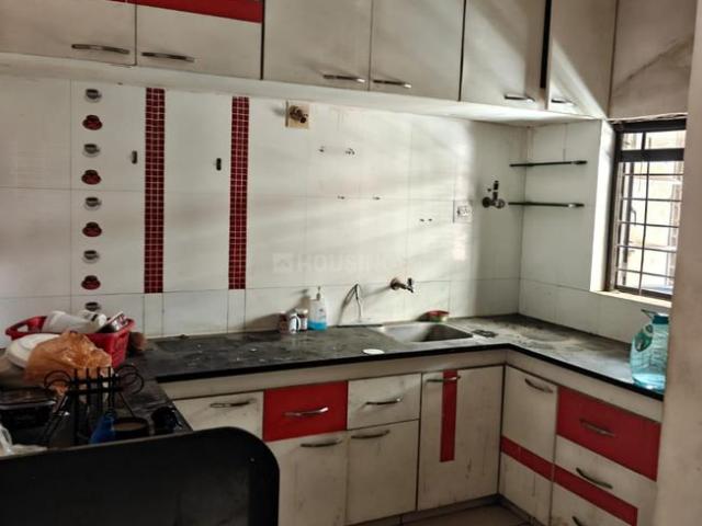 2 BHK Apartment in Jivrajpark for rent Ahmedabad. The reference number is 20484121