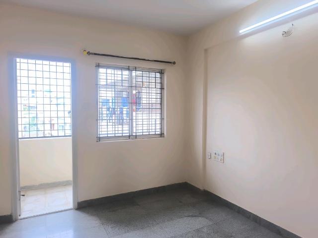2 BHK Apartment in JP Nagar for rent Bengaluru. The reference number is 20753115