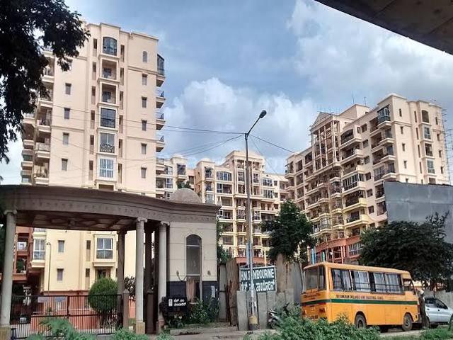 2 BHK Apartment in JP Nagar for resale Bangalore. The reference number is 14915846