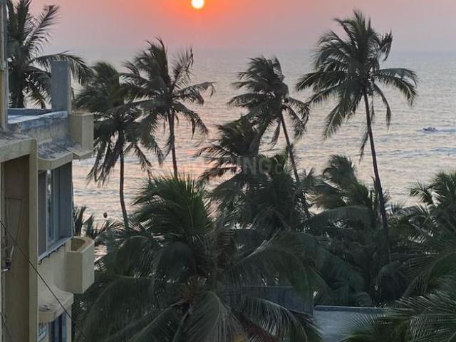2 BHK Apartment in Juhu for rent Mumbai. The reference number is 18612299