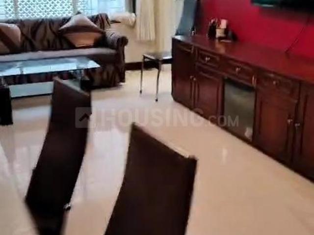 2 BHK Apartment in Juhu for rent Mumbai. The reference number is 18767145