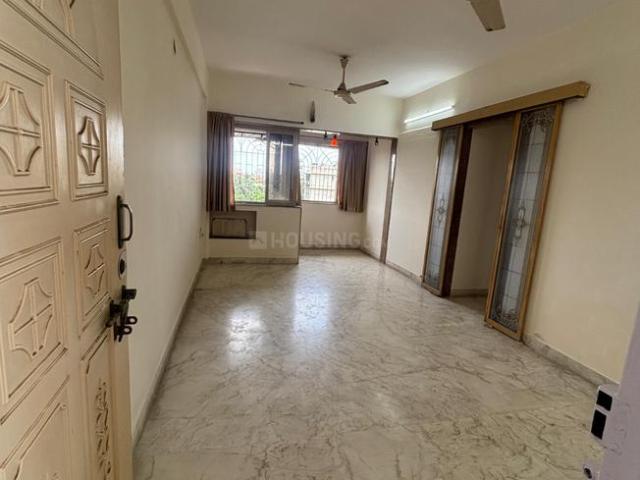 2 BHK Apartment in Juhu for rent Mumbai. The reference number is 19175707