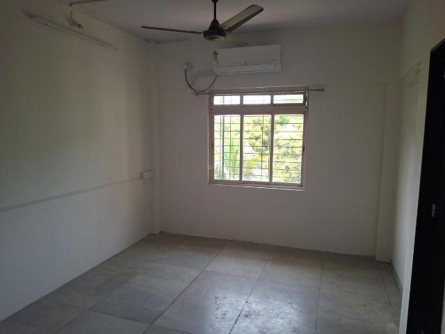 2 BHK Apartment in Juhu for rent Mumbai. The reference number is 20300260