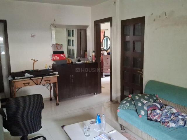 2 BHK Apartment in Juhu for rent Mumbai. The reference number is 8814226