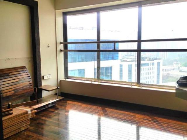 2 BHK Apartment in Lower Parel for resale Mumbai. The reference number is 19188104