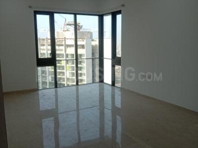 2 BHK Apartment in Lower Parel for resale Mumbai. The reference number is 19303964