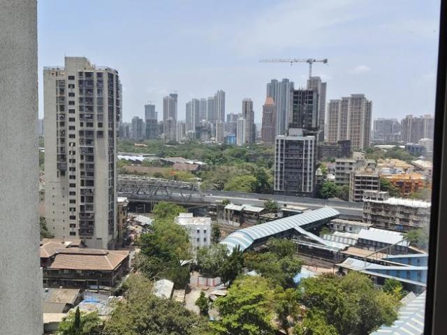 2 BHK Apartment in Lower Parel for resale Mumbai. The reference number is 20432121