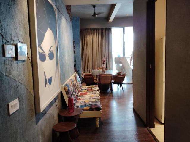 2 BHK Apartment in Lower Parel for resale Mumbai. The reference number is 20527005