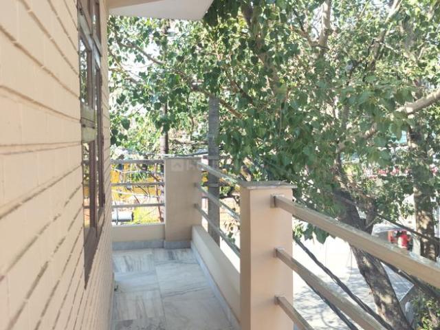 2 BHK Apartment in Lohamandi for rent Agra. The reference number is 20353859