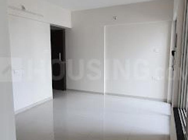 2 BHK Apartment in Lohegaon for rent Pune. The reference number is 19998181