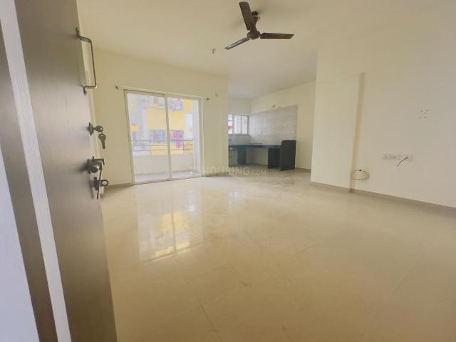2 BHK Apartment in Lohegaon for rent Pune. The reference number is 20073395