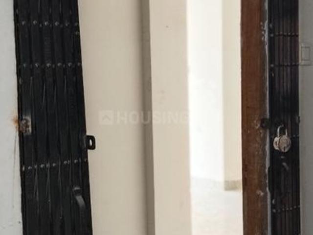 2 BHK Apartment in Lake Town for resale Kolkata. The reference number is 20087968