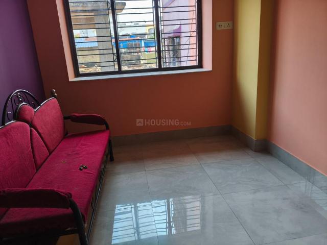 2 BHK Apartment in Lake Gardens for rent Kolkata. The reference number is 18734943