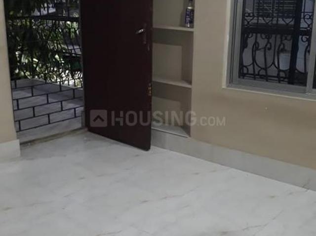 2 BHK Apartment in Lake Gardens for rent Kolkata. The reference number is 20267820