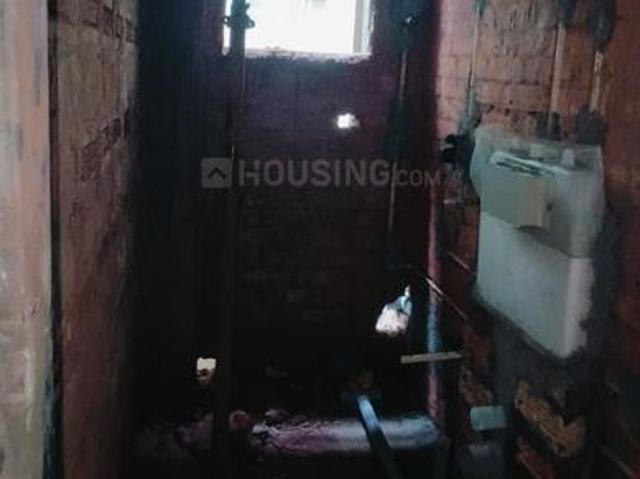 2 BHK Apartment in Lake Gardens for resale Kolkata. The reference number is 16949637
