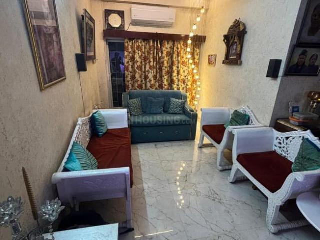 2 BHK Apartment in Lake Gardens for resale Kolkata. The reference number is 19963615
