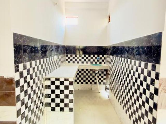 2 BHK Apartment in Lakhnawali for rent Greater Noida. The reference number is 20579972