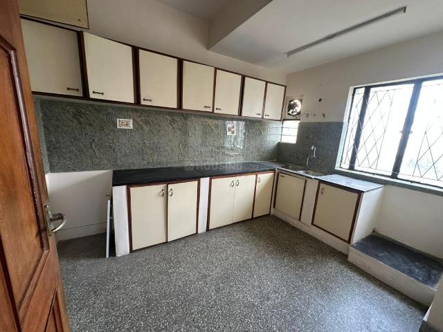 2 BHK Apartment in Langford Gardens for rent Bengaluru. The reference number is 19641133