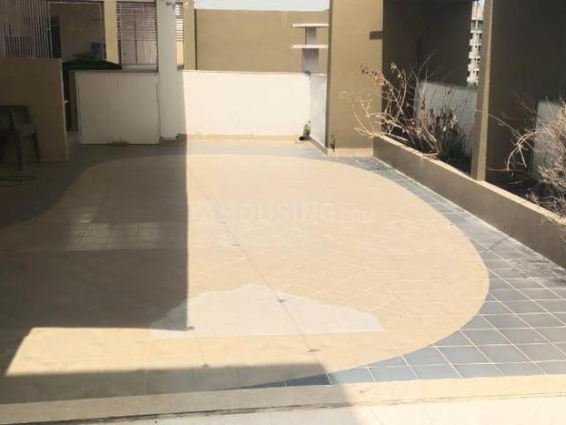2 BHK Apartment in Motera for rent Ahmedabad. The reference number is 19402021