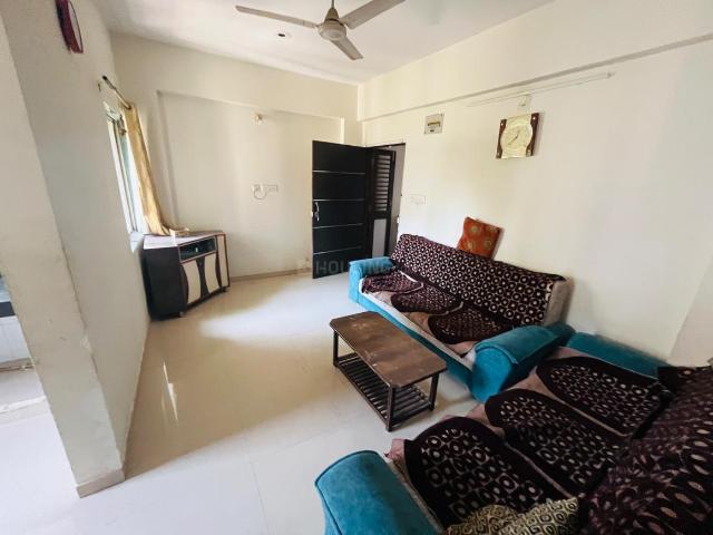 2 BHK Apartment in Motera for rent Ahmedabad. The reference number is 19671580
