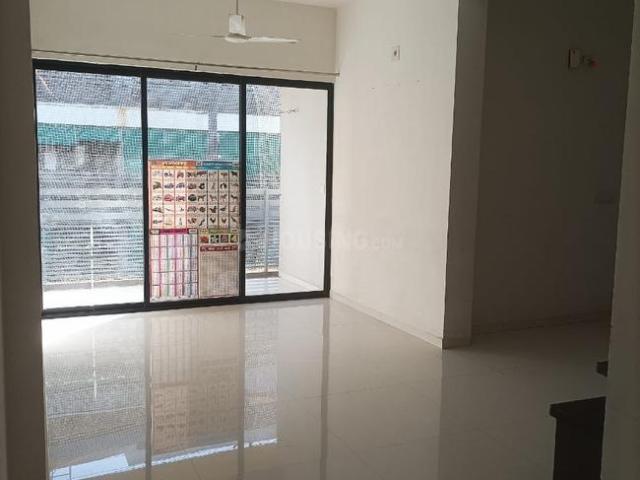 2 BHK Apartment in Motera for rent Ahmedabad. The reference number is 19988737