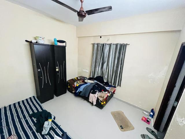 2 BHK Apartment in Motera for resale Ahmedabad. The reference number is 18977154