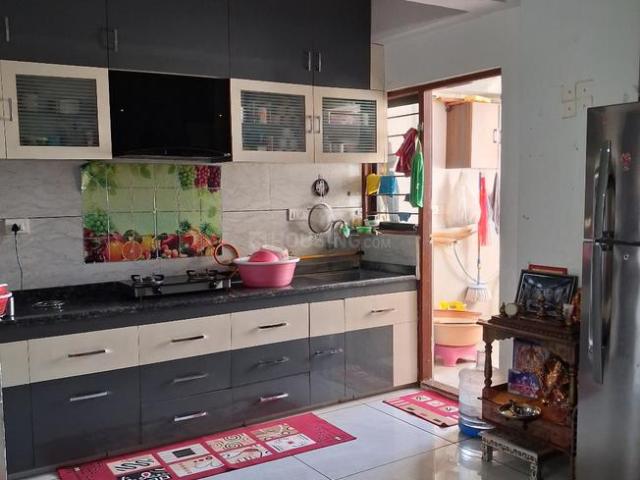 2 BHK Apartment in Motera for resale Ahmedabad. The reference number is 20155368