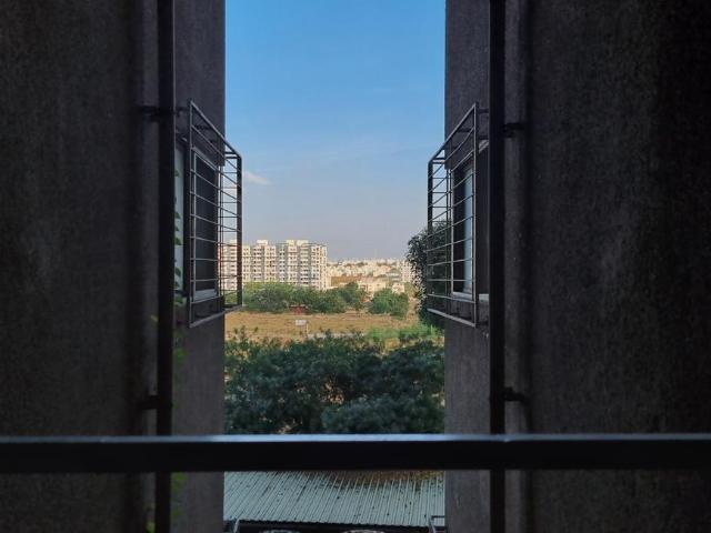 2 BHK Apartment in Mohammed Wadi for rent Pune. The reference number is 20359497