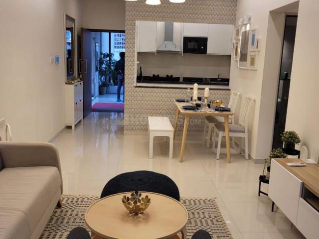 2 BHK Apartment in Mohammed Wadi for resale Pune. The reference number is 18859495