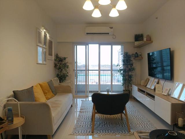 2 BHK Apartment in Mohammed Wadi for resale Pune. The reference number is 19419705