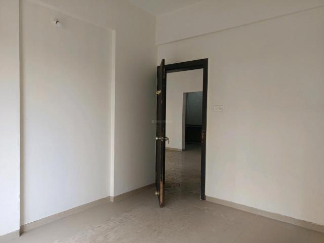 2 BHK Apartment in Mohammed Wadi for resale Pune. The reference number is 19421877